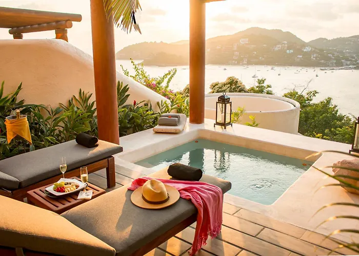 Tentaciones Hotel & Lounge Pool - Adults Only
