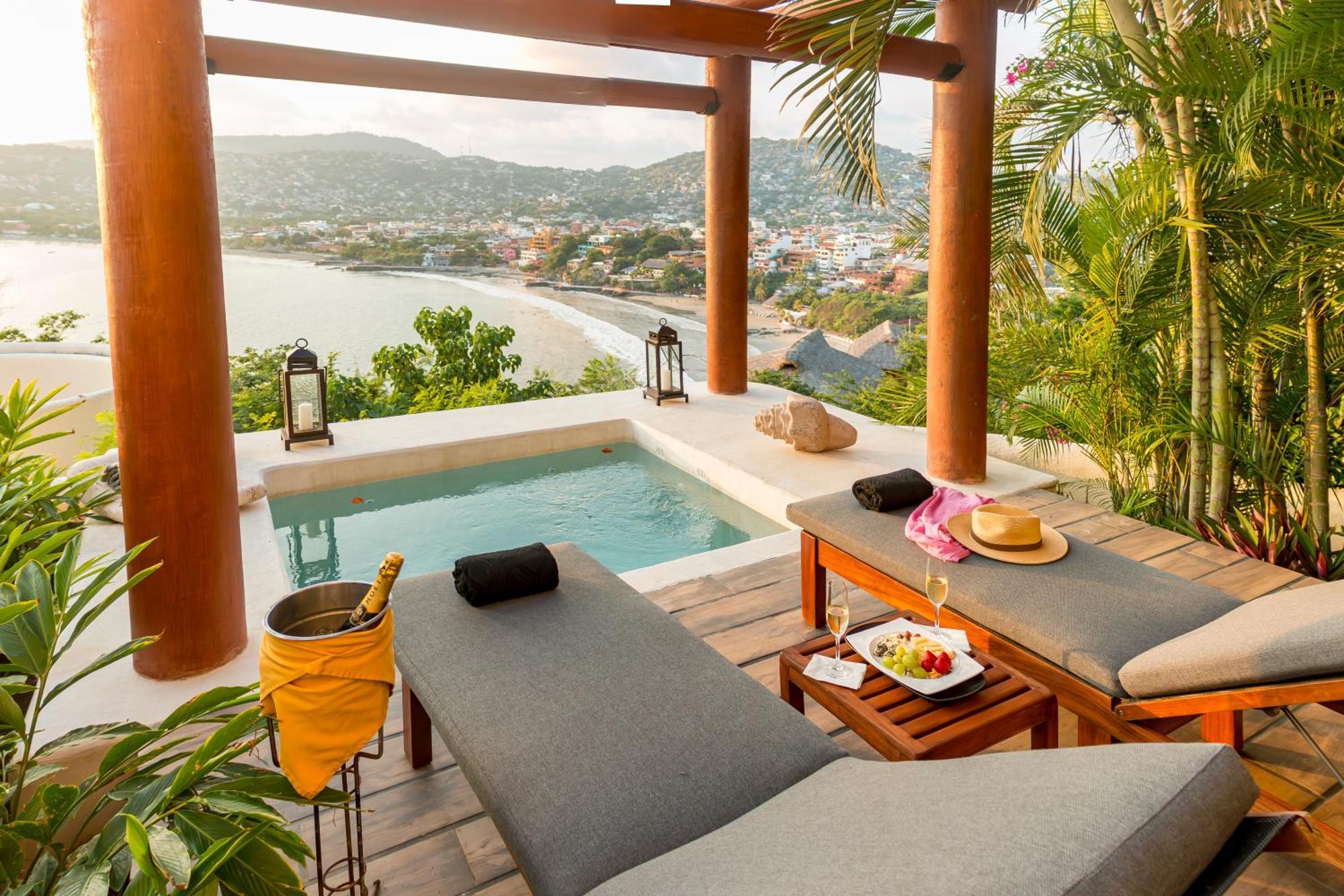 Tentaciones & Lounge Pool - Adults Only Hotel