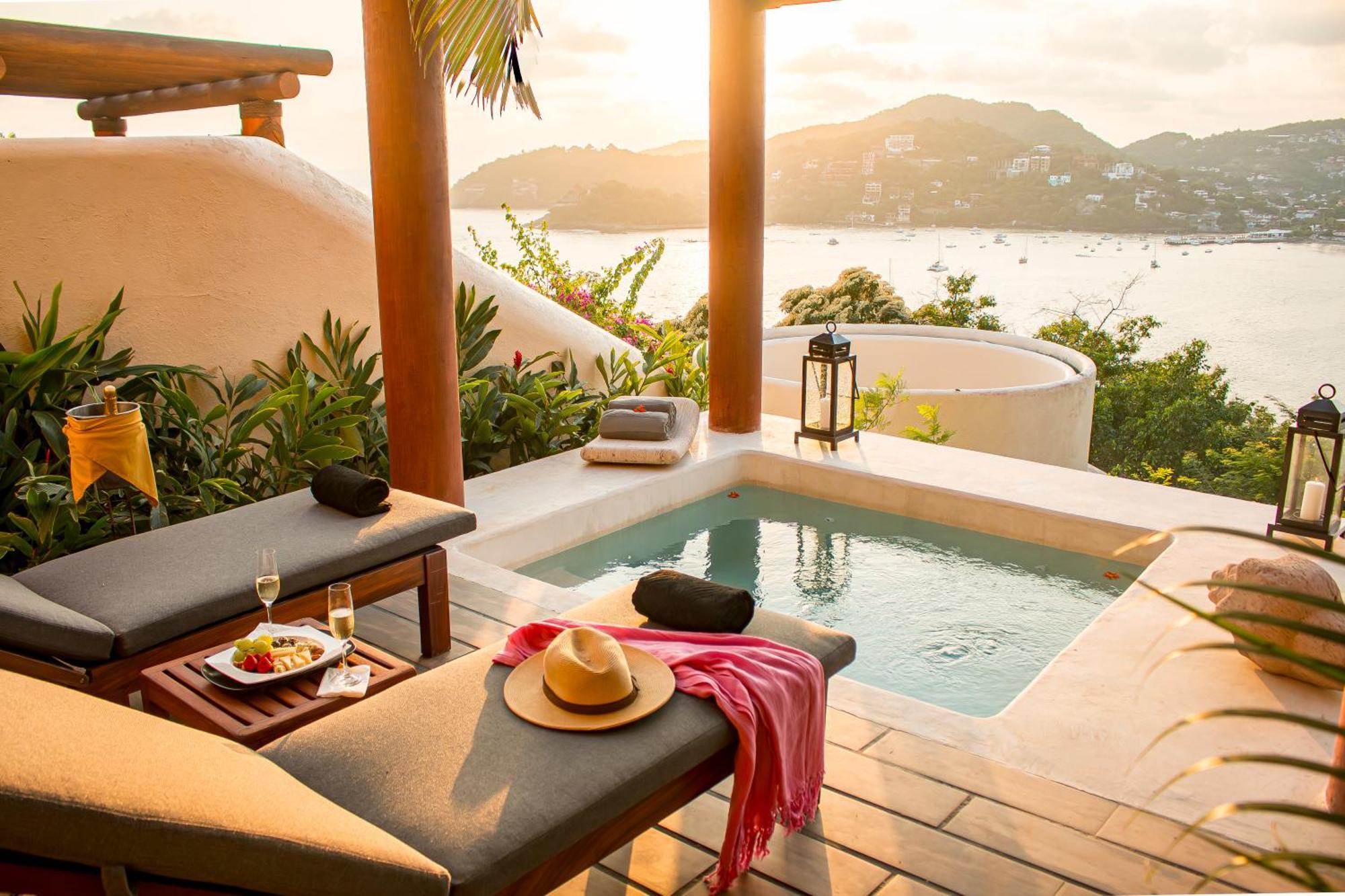 Tentaciones Hotel&lounge Pool - Adults Only 5* Zihuatanejo